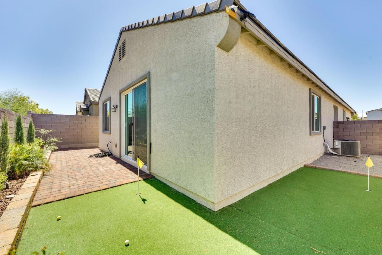 Home With Putting Green About 11 Mi To Las Vegas Strip エクステリア 写真